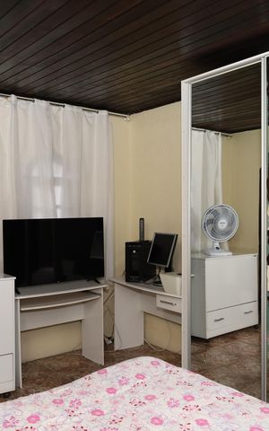 Casa à venda com 180m², 3 quartos e 2 vagasQuarto 1 - Suíte