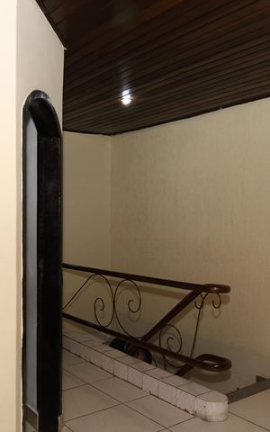 Casa à venda com 180m², 3 quartos e 2 vagasSala - Entre quartos
