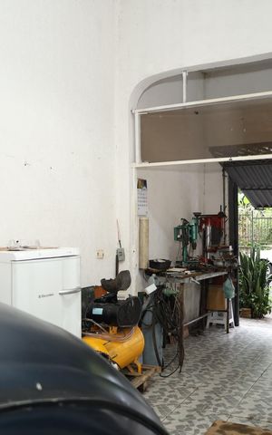 Casa à venda com 180m², 3 quartos e 2 vagasGaragem