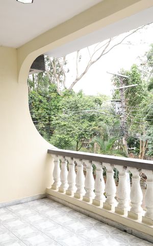 Casa à venda com 180m², 3 quartos e 2 vagasVaranda 2