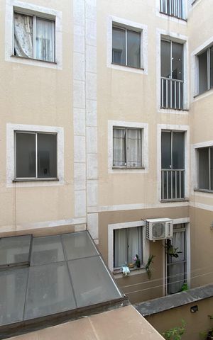 Apartamento à venda com 65m², 2 quartos e 1 vaga Apartamento à venda com 65m², 2 quartos e 1 vagaVista da Área de Serviço