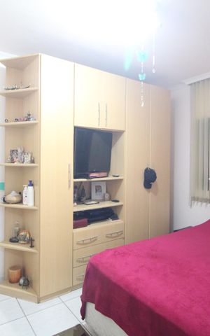 Casa à venda com 200m², 4 quartos e 4 vagasSuíte