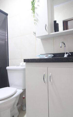 Casa à venda com 200m², 4 quartos e 4 vagasCasa 2/ banheiro