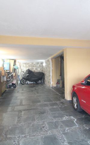 Casa à venda com 200m², 4 quartos e 4 vagasGaragem