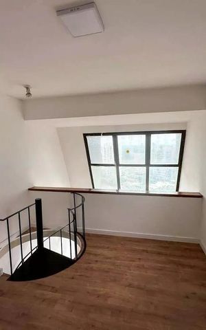 Studio para alugar com 57m², 2 quartos e 1 vaga Studio para alugar com 57m², 2 quartos e 1 vagaQuarto