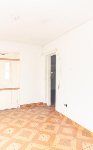 Casa para alugar com 200m², 3 quartos e 2 vagas Casa para alugar com 200m², 3 quartos e 2 vagasSala
