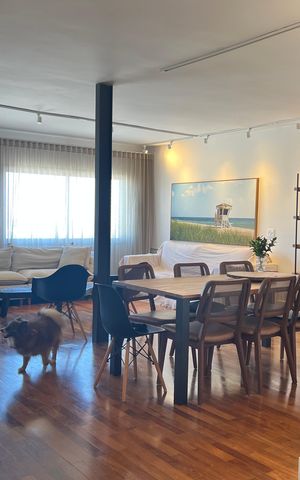 Apartamento à venda com 101m², 2 quartos e 1 vaga Apartamento à venda com 101m², 2 quartos e 1 vagaSala