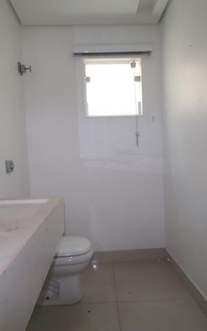 Casa para alugar com 300m², 3 quartos e 4 vagasLavabo