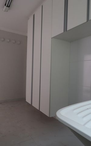 Casa para alugar com 300m², 3 quartos e 4 vagasÁrea de Serviço