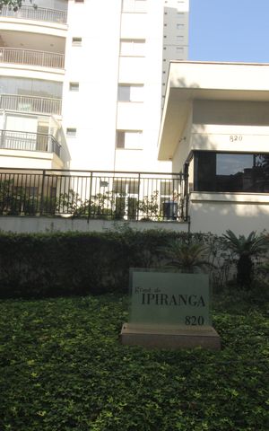 Apartamento para alugar com 108m², 3 quartos e 2 vagasFachada