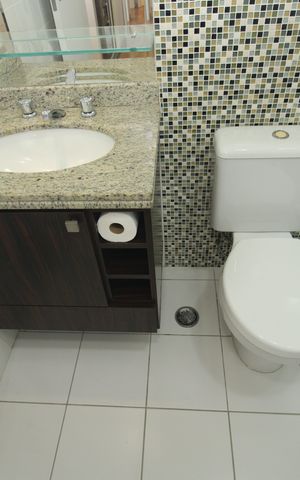 Apartamento para alugar com 108m², 3 quartos e 2 vagasBanheiro da Suíte