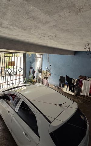 Casa à venda com 96m², 4 quartos e 2 vagas Casa à venda com 96m², 4 quartos e 2 vagasGaragem