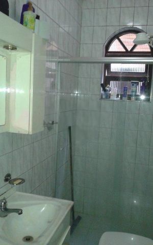 Casa à venda com 150m², 3 quartos e 4 vagas