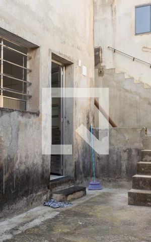 Casa para alugar com 47m², 1 quarto e sem vaga