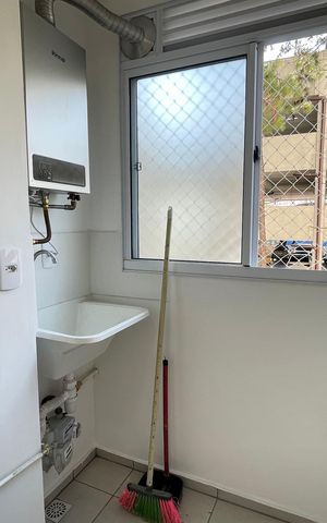 Apartamento à venda com 45m², 2 quartos e 1 vaga Apartamento à venda com 45m², 2 quartos e 1 vagaÁrea de serviço
