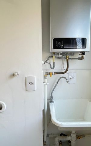 Apartamento à venda com 45m², 2 quartos e 1 vaga Apartamento à venda com 45m², 2 quartos e 1 vagaÁrea de serviço