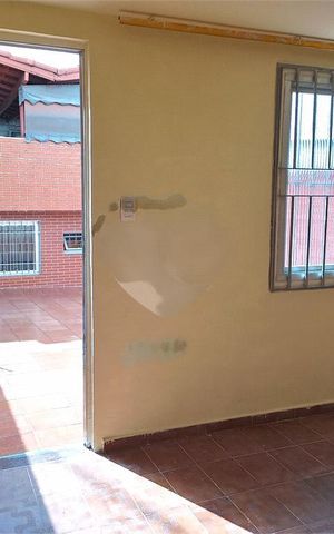 Casa à venda com 133m², 2 quartos e 1 vaga