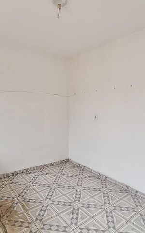 Casa à venda com 240m², 3 quartos e 2 vagas Casa à venda com 240m², 3 quartos e 2 vagasEdícula