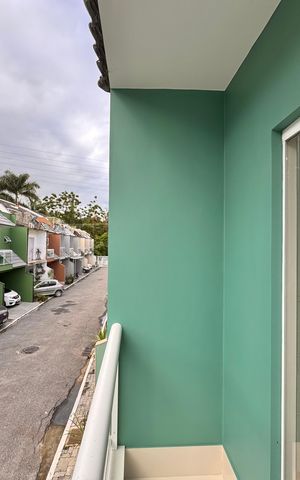 Casa de condomínio à venda com 150m², 3 quartos e 1 vaga Casa de condomínio à venda com 150m², 3 quartos e 1 vagaSuíte - Varanda