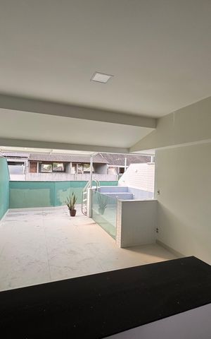 Casa de condomínio à venda com 150m², 3 quartos e 1 vaga Casa de condomínio à venda com 150m², 3 quartos e 1 vagaTerraço