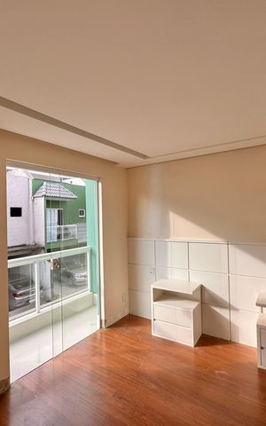 Casa de condomínio à venda com 150m², 3 quartos e 1 vaga Casa de condomínio à venda com 150m², 3 quartos e 1 vagaSuíte