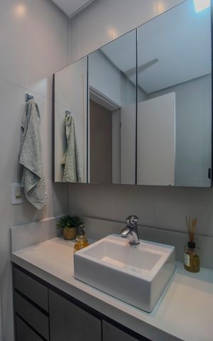 Casa de condomínio à venda com 90m², 2 quartos e 1 vaga Casa de condomínio à venda com 90m², 2 quartos e 1 vagaBanheiro da Suite