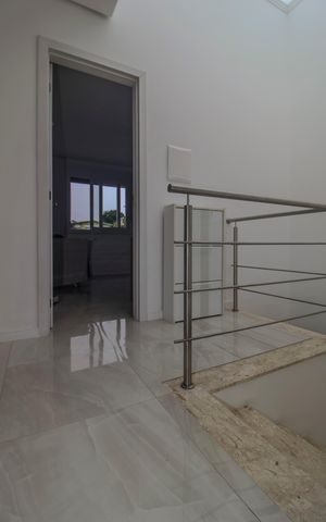 Casa de condomínio à venda com 90m², 2 quartos e 1 vaga Casa de condomínio à venda com 90m², 2 quartos e 1 vagaCorredor