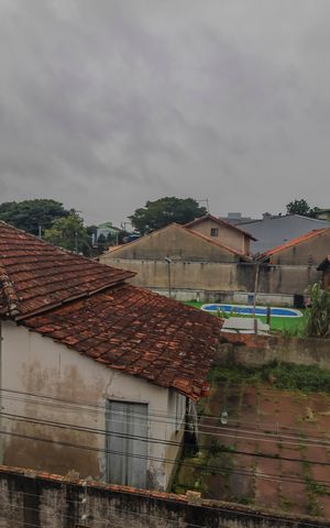 Casa de condomínio à venda com 90m², 2 quartos e 1 vaga Casa de condomínio à venda com 90m², 2 quartos e 1 vagaVista