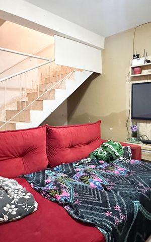 Casa à venda com 210m², 4 quartos e 2 vagas Casa à venda com 210m², 4 quartos e 2 vagasSala - Casa 1
