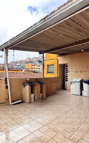 Casa à venda com 210m², 4 quartos e 2 vagas Casa à venda com 210m², 4 quartos e 2 vagasÁrea de Serviço - Casa 1