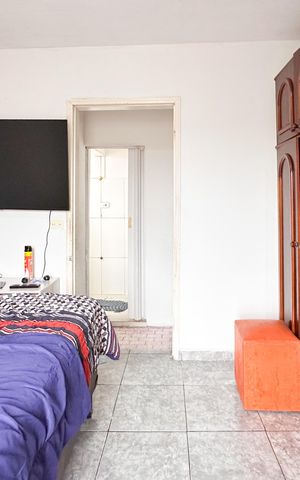 Casa à venda com 210m², 4 quartos e 2 vagas Casa à venda com 210m², 4 quartos e 2 vagasQuarto 2 - Casa 2