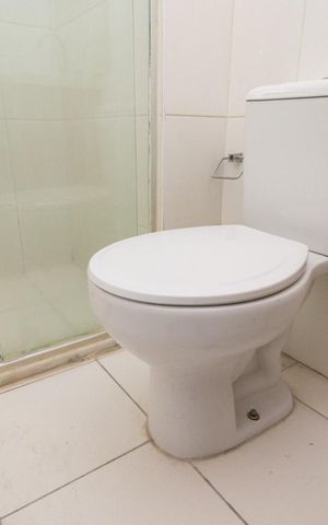 Apartamento à venda com 61m², 3 quartos e 1 vaga Apartamento à venda com 61m², 3 quartos e 1 vagaBanheiro da Suíte