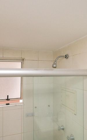 Apartamento à venda com 61m², 3 quartos e 1 vaga Apartamento à venda com 61m², 3 quartos e 1 vagaBanheiro da Suíte