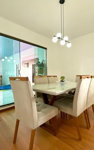 Casa à venda com 500m², 3 quartos e 5 vagasSala