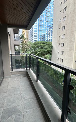 Apartamento à venda com 164m², 3 quartos e 2 vagas Apartamento à venda com 164m², 3 quartos e 2 vagasVaranda da Sala