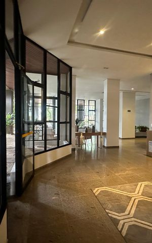 Apartamento à venda com 164m², 3 quartos e 2 vagas Apartamento à venda com 164m², 3 quartos e 2 vagasHall de entrada