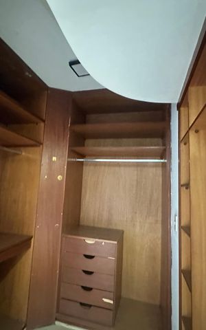 Apartamento à venda com 164m², 3 quartos e 2 vagas Apartamento à venda com 164m², 3 quartos e 2 vagasCloset da suíte 1