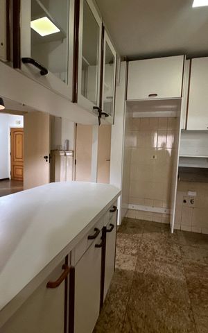 Apartamento à venda com 164m², 3 quartos e 2 vagas Apartamento à venda com 164m², 3 quartos e 2 vagasCozinha
