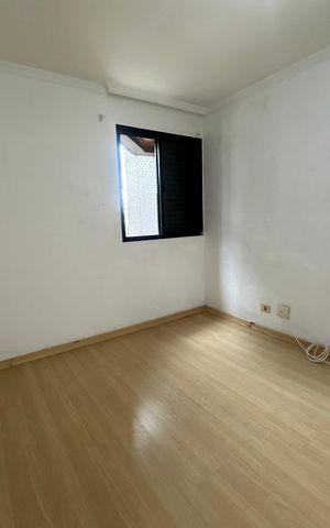 Apartamento à venda com 164m², 3 quartos e 2 vagas Apartamento à venda com 164m², 3 quartos e 2 vagasSuíte 2
