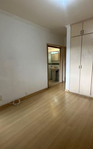 Apartamento à venda com 164m², 3 quartos e 2 vagas Apartamento à venda com 164m², 3 quartos e 2 vagasSuíte 2
