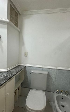 Apartamento à venda com 164m², 3 quartos e 2 vagas Apartamento à venda com 164m², 3 quartos e 2 vagasBanheiro da Suíte 1