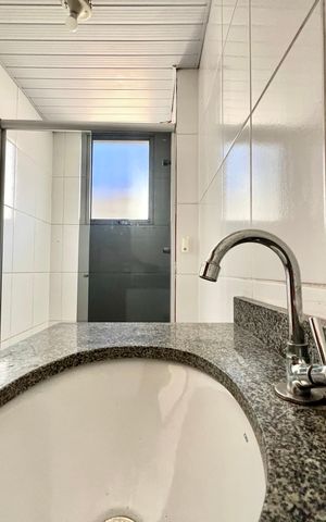 Apartamento à venda com 60m², 3 quartos e 1 vaga Apartamento à venda com 60m², 3 quartos e 1 vagaBanheiro da Suíte