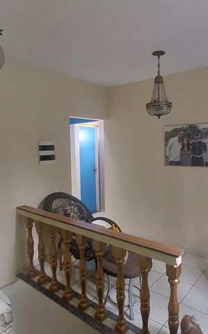 Casa de condomínio à venda com 159m², 4 quartos e 5 vagas Casa de condomínio à venda com 159m², 4 quartos e 5 vagasCorredor