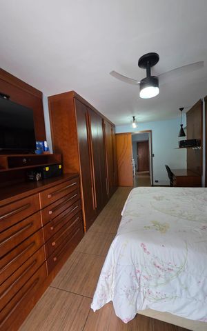 Casa à venda com 180m², 3 quartos e 2 vagas Casa à venda com 180m², 3 quartos e 2 vagasQuarto 3