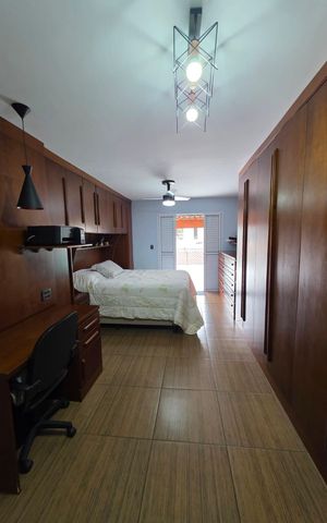 Casa à venda com 180m², 3 quartos e 2 vagas Casa à venda com 180m², 3 quartos e 2 vagasQuarto 3