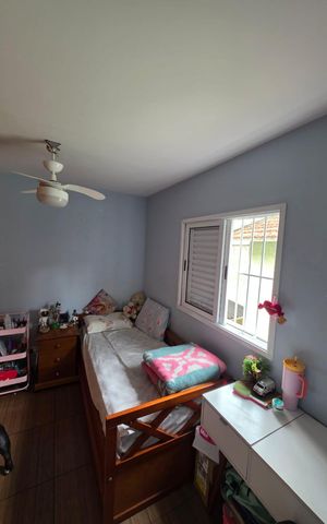 Casa à venda com 180m², 3 quartos e 2 vagas Casa à venda com 180m², 3 quartos e 2 vagasQuarto 1