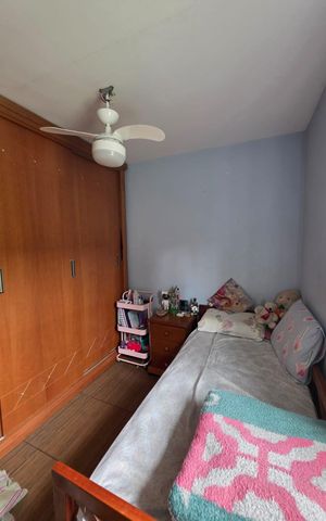 Casa à venda com 180m², 3 quartos e 2 vagas Casa à venda com 180m², 3 quartos e 2 vagasQuarto 1