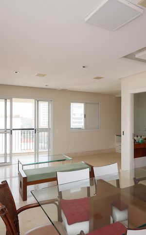 Apartamento à venda com 110m², 3 quartos e 2 vagas Apartamento à venda com 110m², 3 quartos e 2 vagasSala
