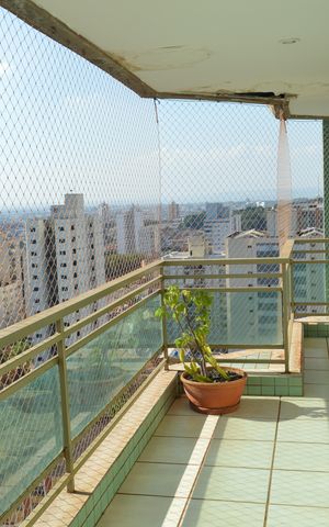 Apartamento para alugar com 178m², 3 quartos e 2 vagasSacada