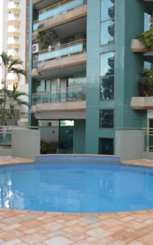 Apartamento para alugar com 178m², 3 quartos e 2 vagasÁrea comum - Piscina
